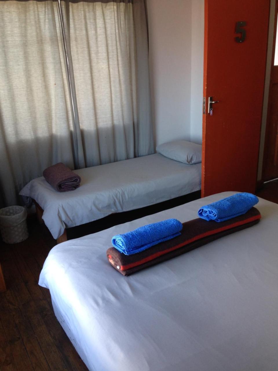 Albergo For Backpackers Plettenberg Bay Esterno foto